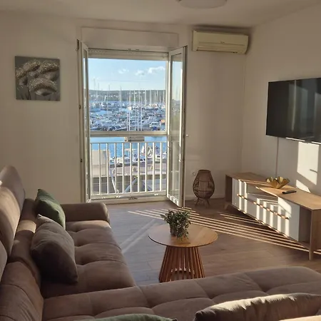 Apartman Citycenter Biograd I *